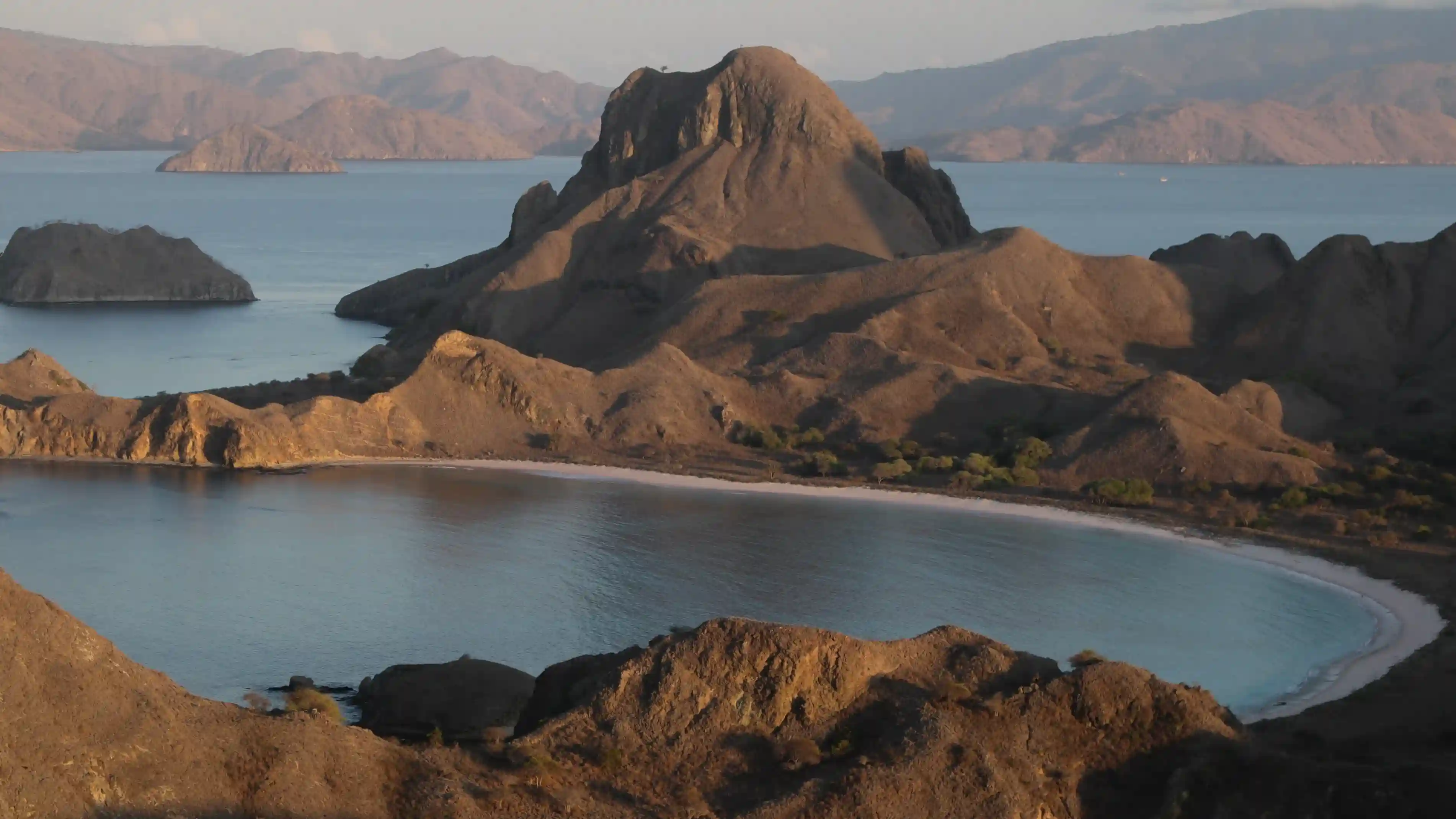 Padar Island Komodo Island Tour | Source Komodo Luxury | Invest Land Labuan Bajo